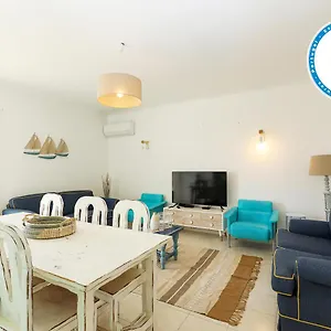 C13 - Ameijeira Apartment Lagos