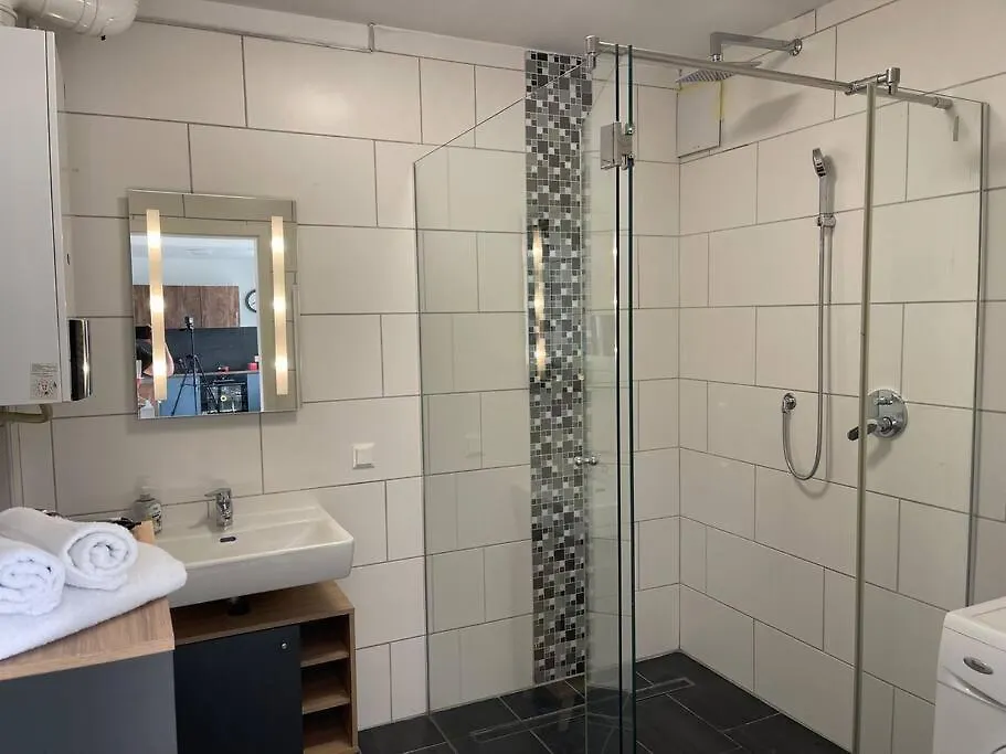 Dachgeschoss Fuer 4 Mit Terrasse Apartment Viena