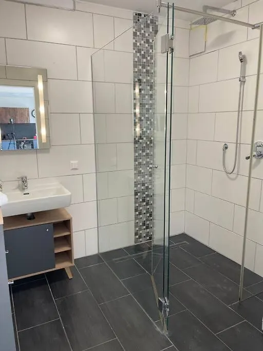 Dachgeschoss Fuer 4 Mit Terrasse Apartment Viena Austria